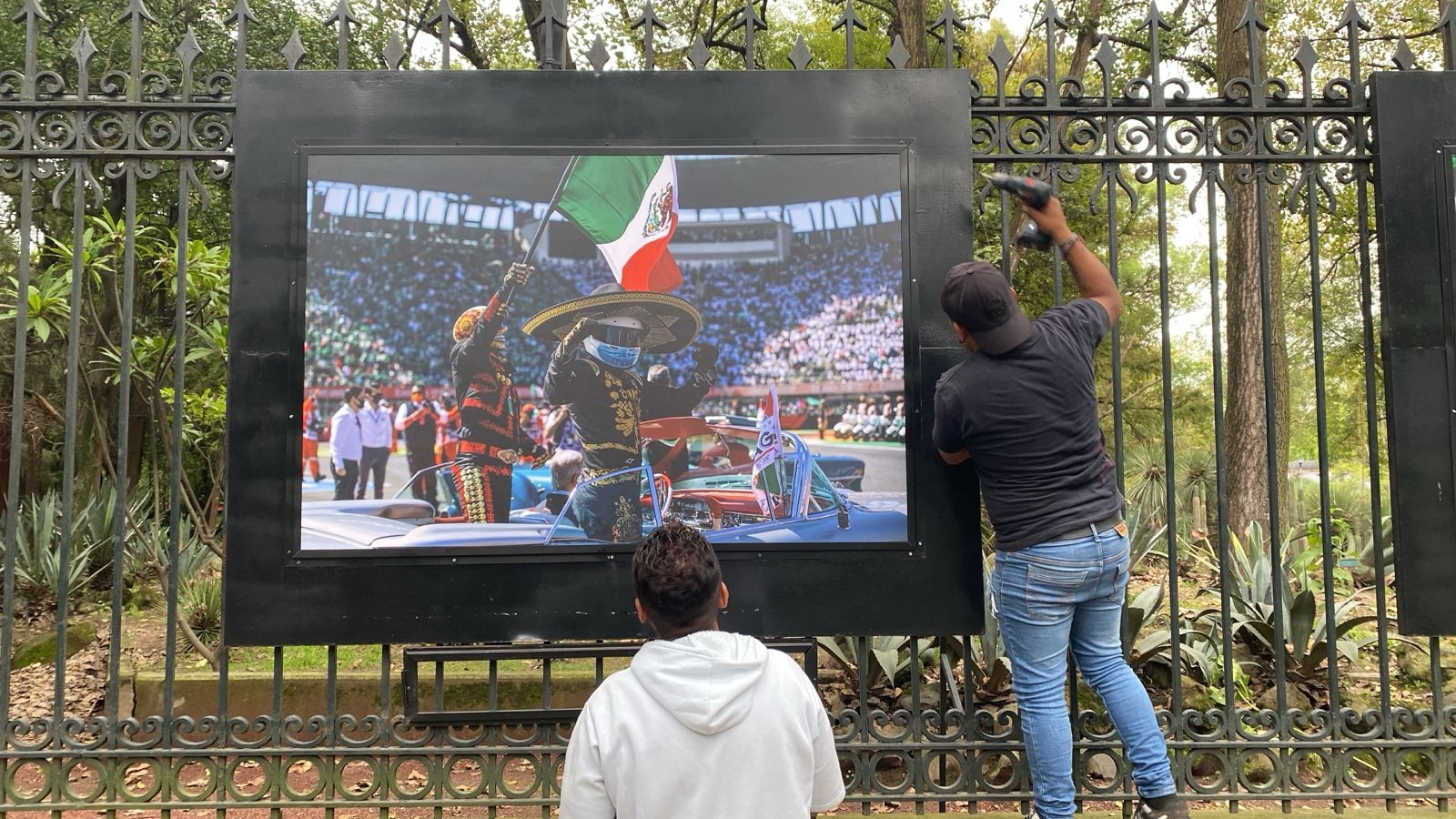 artevisivo-rejas-chapultepec-01